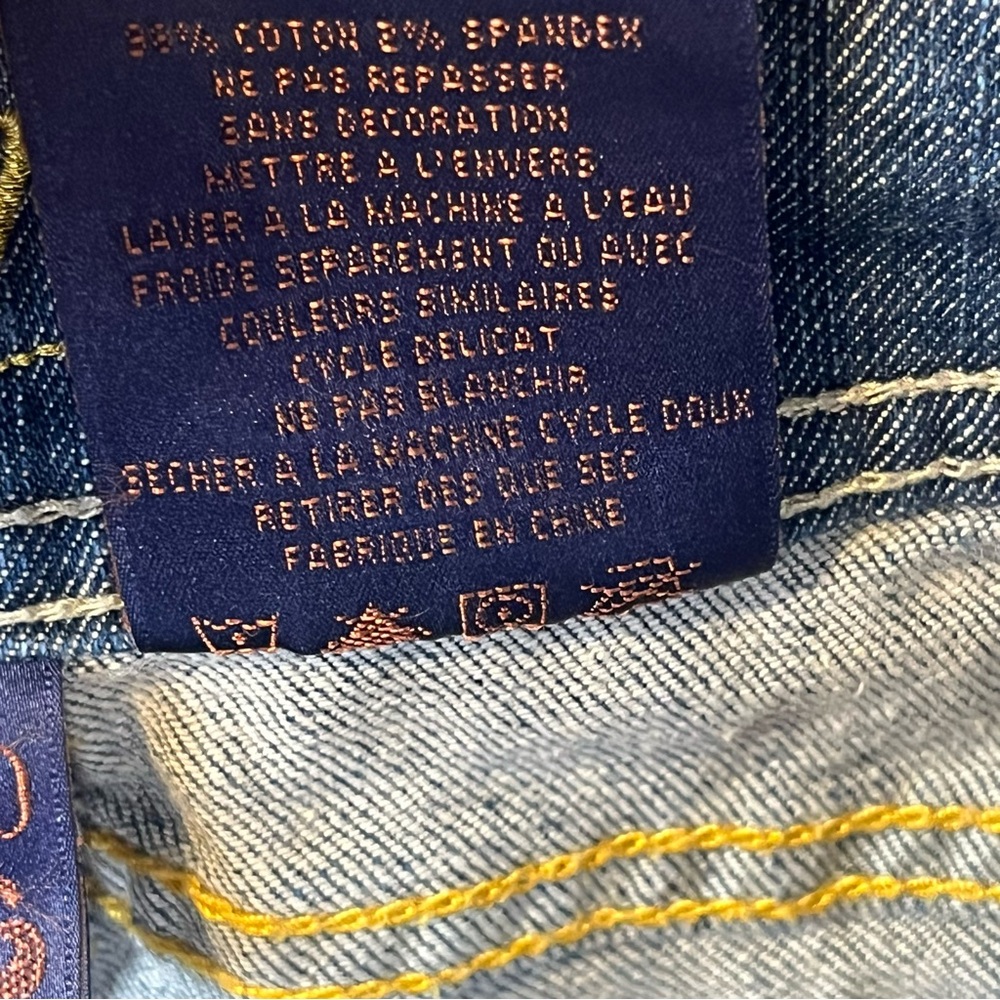 Dereon Straight Jeans women’s color blue. Size. 9/10 - Picture 8 of 14
